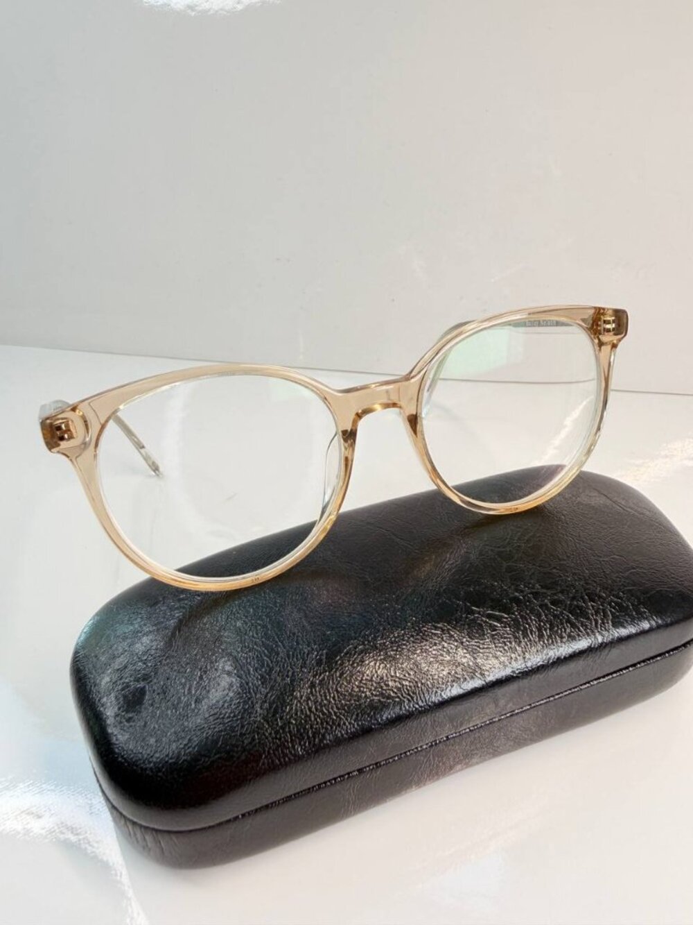 Bailey Nelson Helena Eyeglasses – Champagne Crystal